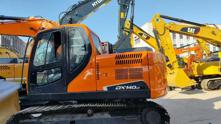 Excellent Condition Korea Brand Dooan Dx140 Excavator in Stock Used Doosan Dx140 225 300 Excavator Low Working Hours on Sale - Pásové rýpadlo: obrázek 4 Excellent Condition Korea Brand Dooan Dx140 Excavator in Stock Used Doosan Dx140 225 300 Excavator Low Working Hours on Sale - Pásové rýpadlo: obrázek 4