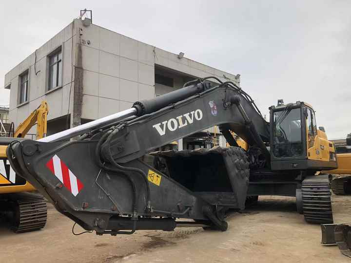 Good Condition VOLVO EC480DL Excavator Low Price Large Hydraulic Crawler Excavator volvo 480dl for Sale - Pásové rýpadlo: obrázek 3 Good Condition VOLVO EC480DL Excavator Low Price Large Hydraulic Crawler Excavator volvo 480dl for Sale - Pásové rýpadlo: obrázek 3