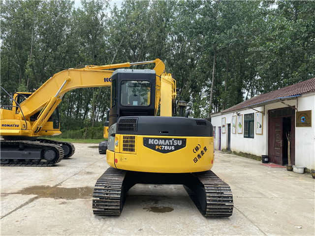 High Quality Used Crawler Excavator komatsu Pc78 Pc128 Pc138 Pc200-8 Pc220-8 Pc240-8 Excavator - Pásové rýpadlo: obrázek 5 High Quality Used Crawler Excavator komatsu Pc78 Pc128 Pc138 Pc200-8 Pc220-8 Pc240-8 Excavator - Pásové rýpadlo: obrázek 5