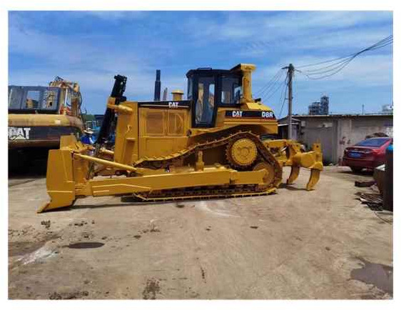 Hot Sale Used Original Japan Cat D8r Bulldozer/Big Dozer D 8 D7 Used D7r Bulldozer - Buldozer: obrázek 1 Hot Sale Used Original Japan Cat D8r Bulldozer/Big Dozer D 8 D7 Used D7r Bulldozer - Buldozer: obrázek 1