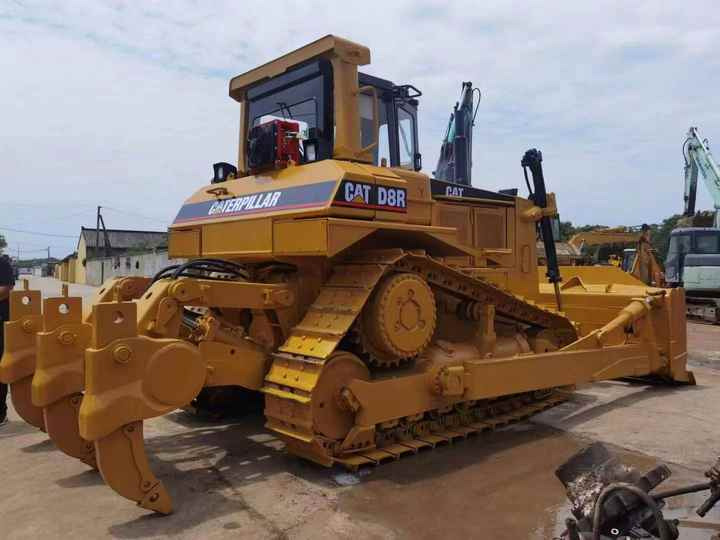 Hot Sale Used Original Japan Cat D8r Bulldozer/Big Dozer D 8 D7 Used D7r Bulldozer - Buldozer: obrázek 3 Hot Sale Used Original Japan Cat D8r Bulldozer/Big Dozer D 8 D7 Used D7r Bulldozer - Buldozer: obrázek 3