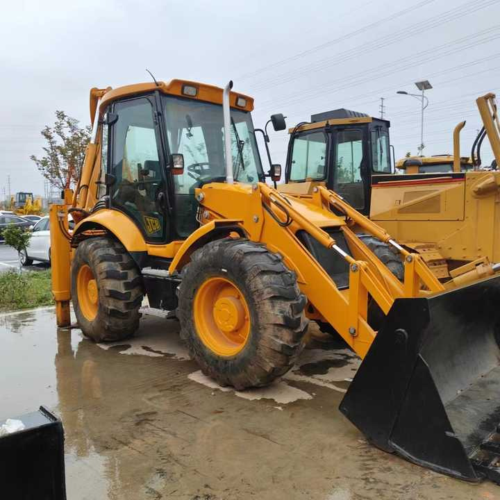 Used Backhoe Loader JCB 4x4 Wheel 20 Ton Backhoe Loader JCB 3CX 4CX Backhoe Excavator Loader Fpr Sale - Rýpadlo-nakladač: obrázek 3 Used Backhoe Loader JCB 4x4 Wheel 20 Ton Backhoe Loader JCB 3CX 4CX Backhoe Excavator Loader Fpr Sale - Rýpadlo-nakladač: obrázek 3