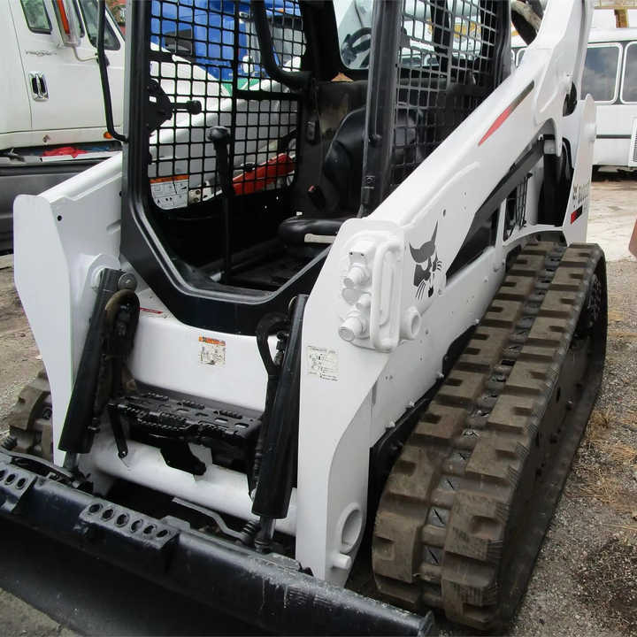Used Bobcat T590 Used Skid Steer Loader with Good Condition for Sale S160 S185 S300 S330 T590 3T 4T 5T 2T - Smykový nakladač: obrázek 1 Used Bobcat T590 Used Skid Steer Loader with Good Condition for Sale S160 S185 S300 S330 T590 3T 4T 5T 2T - Smykový nakladač: obrázek 1