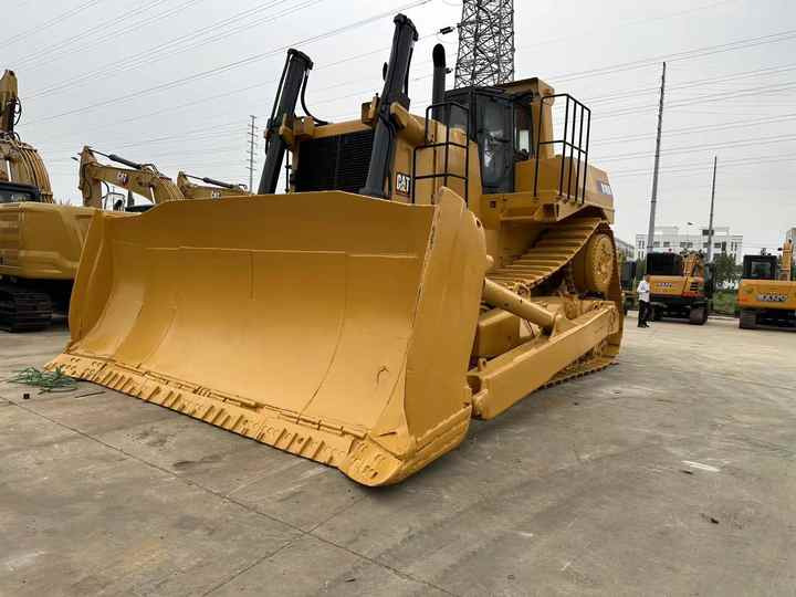 Used CAT D10R New Model Bulldozer Second Hand Machine Popular Brand Cat Hydraulic Machinery - Buldozer: obrázek 3 Used CAT D10R New Model Bulldozer Second Hand Machine Popular Brand Cat Hydraulic Machinery - Buldozer: obrázek 3