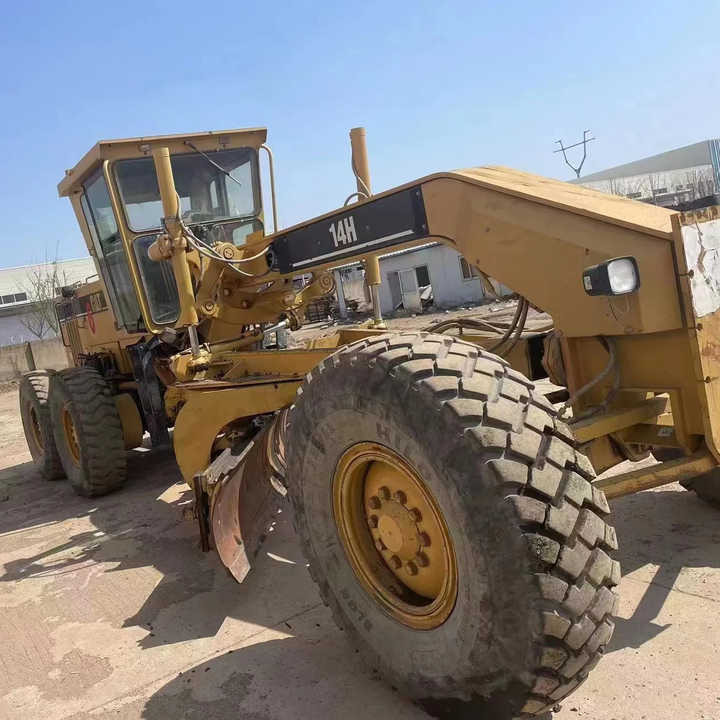 Used Caterpillar 14h Motor Grader Cat14H Very Good Quality Motor Grader Cat 14H Grader Price No Reviews yet - Grejdr: obrázek 1 Used Caterpillar 14h Motor Grader Cat14H Very Good Quality Motor Grader Cat 14H Grader Price No Reviews yet - Grejdr: obrázek 1