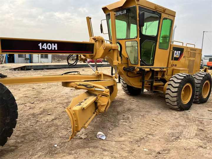 Used Caterpillar CAT 140H Land Road Motor Grader CAT140 CAT140H Used Grader Cheap Price for Sale - Grejdr: obrázek 2 Used Caterpillar CAT 140H Land Road Motor Grader CAT140 CAT140H Used Grader Cheap Price for Sale - Grejdr: obrázek 2