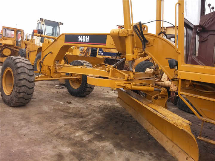 Used Caterpillar CAT 140H Land Road Motor Grader CAT140 CAT140H Used Grader Cheap Price for Sale - Grejdr: obrázek 5 Used Caterpillar CAT 140H Land Road Motor Grader CAT140 CAT140H Used Grader Cheap Price for Sale - Grejdr: obrázek 5