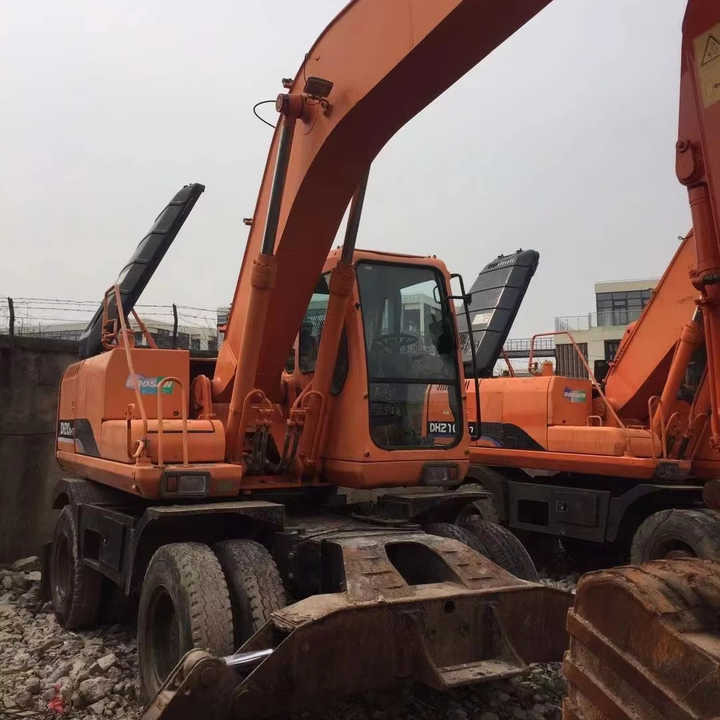 Used Digger Doosan Dh210w-7 Construction Machinery Construction Digger Used Doosan Dh210w-7 Cheap Excavator - Kolesové rýpadlo: obrázek 1 Used Digger Doosan Dh210w-7 Construction Machinery Construction Digger Used Doosan Dh210w-7 Cheap Excavator - Kolesové rýpadlo: obrázek 1