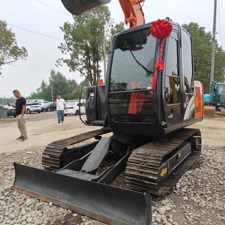 Used HITACHI ZX-70 - Pásové rýpadlo: obrázek 4 Used HITACHI ZX-70 - Pásové rýpadlo: obrázek 4