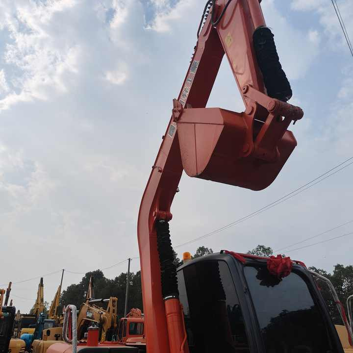 Used HITACHI ZX-70 - Pásové rýpadlo: obrázek 4 Used HITACHI ZX-70 - Pásové rýpadlo: obrázek 4