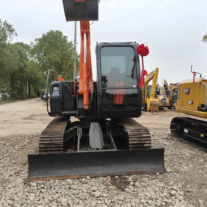 Used HITACHI ZX-70 - Pásové rýpadlo: obrázek 3 Used HITACHI ZX-70 - Pásové rýpadlo: obrázek 3