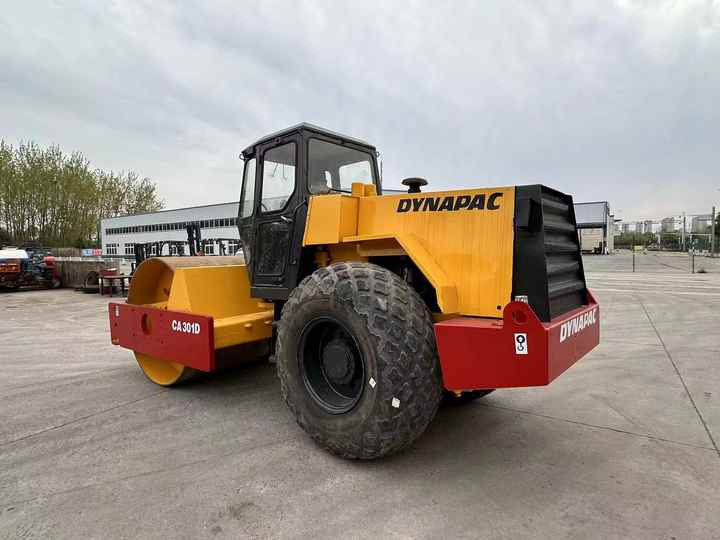 Used Heavy Construction Equipment Dynapac Ca301d Second Hand Road Rollers Used Machine Hot Sale - Kompaktor: obrázek 4 Used Heavy Construction Equipment Dynapac Ca301d Second Hand Road Rollers Used Machine Hot Sale - Kompaktor: obrázek 4