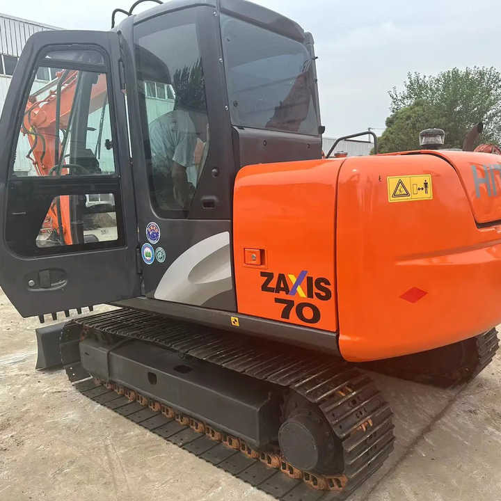 Used Hitachi Excavator ZX70 7ton Japan Import Second Hand Small Crawler ZX70 Excavator for Sale - Pásové rýpadlo: obrázek 2 Used Hitachi Excavator ZX70 7ton Japan Import Second Hand Small Crawler ZX70 Excavator for Sale - Pásové rýpadlo: obrázek 2