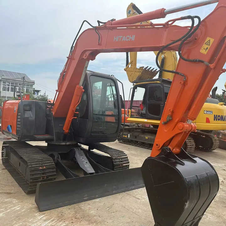Used Hitachi Excavator ZX70 7ton Japan Import Second Hand Small Crawler ZX70 Excavator for Sale - Pásové rýpadlo: obrázek 3 Used Hitachi Excavator ZX70 7ton Japan Import Second Hand Small Crawler ZX70 Excavator for Sale - Pásové rýpadlo: obrázek 3