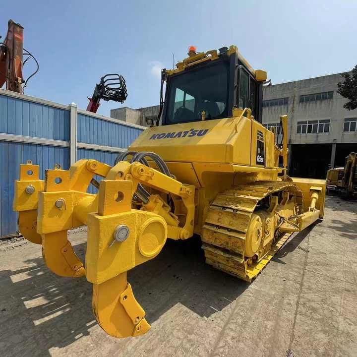Used Komatsu Bulldozer D65 Strong Power Komatsu D65 Track Dozer for Sale - Buldozer: obrázek 1 Used Komatsu Bulldozer D65 Strong Power Komatsu D65 Track Dozer for Sale - Buldozer: obrázek 1