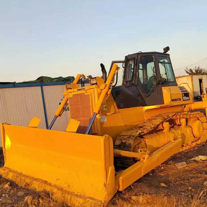 Used Komatsu Bulldozer D85 Strong Power Komatsu D85 Track Dozer for Sale - Buldozer: obrázek 4 Used Komatsu Bulldozer D85 Strong Power Komatsu D85 Track Dozer for Sale - Buldozer: obrázek 4