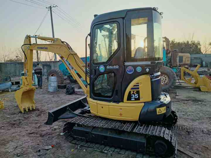 Used Original komatsu Mini Excavator Pc35MR-2 on Hot Sale komatsu Pc35 3 Tons Mini Excavator in Stock - Mini rýpadlo: obrázek 3 Used Original komatsu Mini Excavator Pc35MR-2 on Hot Sale komatsu Pc35 3 Tons Mini Excavator in Stock - Mini rýpadlo: obrázek 3