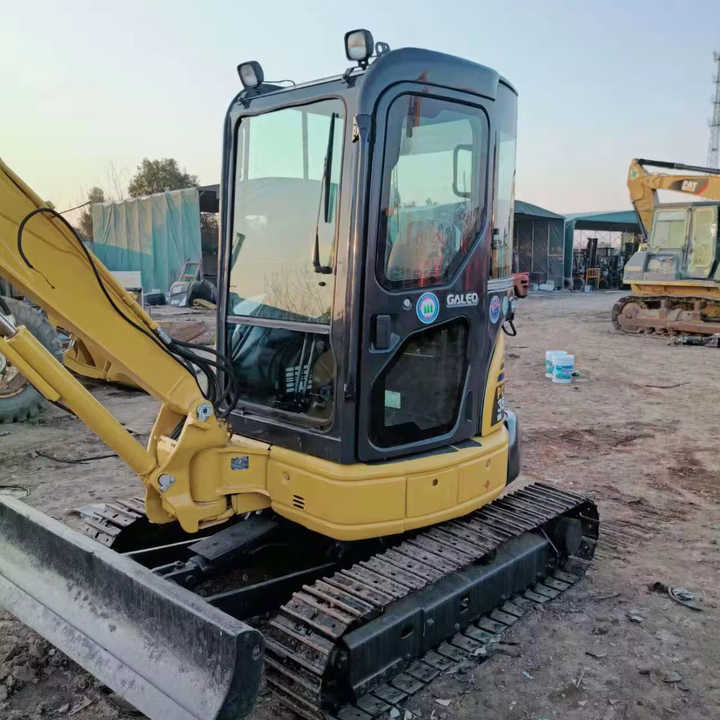 Used Original komatsu Mini Excavator Pc35MR-2 on Hot Sale komatsu Pc35 3 Tons Mini Excavator in Stock - Mini rýpadlo: obrázek 1 Used Original komatsu Mini Excavator Pc35MR-2 on Hot Sale komatsu Pc35 3 Tons Mini Excavator in Stock - Mini rýpadlo: obrázek 1