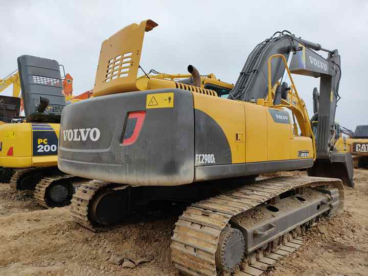 Used Strong Power volvo EC290 Korea Excavator volvo Excavator 290 for Sale 20T 30T EC210 EC240 EC300 EC360 - Rýpadlo: obrázek 5 Used Strong Power volvo EC290 Korea Excavator volvo Excavator 290 for Sale 20T 30T EC210 EC240 EC300 EC360 - Rýpadlo: obrázek 5