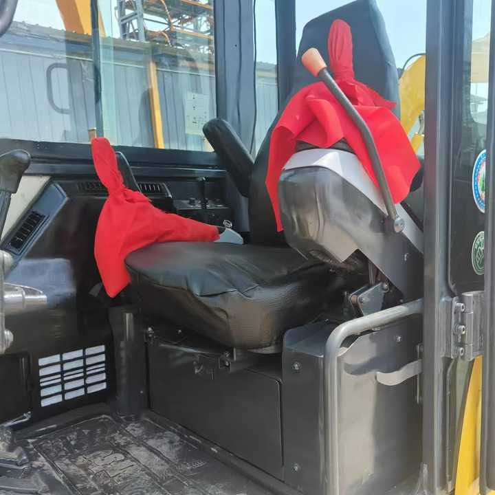 Used komatsu Pc56 Mini Excavator for Sale Original komatsu Pc56 Pc70 78 55 Excavator - Pásové rýpadlo: obrázek 4 Used komatsu Pc56 Mini Excavator for Sale Original komatsu Pc56 Pc70 78 55 Excavator - Pásové rýpadlo: obrázek 4