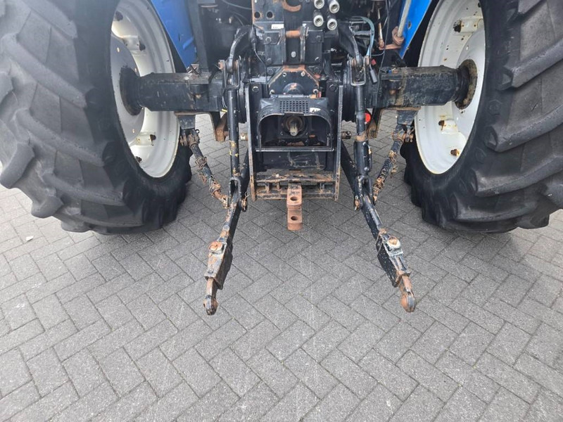 New Holland TL 90 A - Traktor: obrázek 5 New Holland TL 90 A - Traktor: obrázek 5