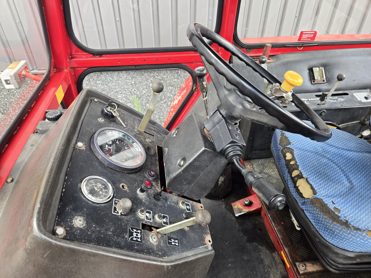 VOLVO 2654 - Traktor: obrázek 5 VOLVO 2654 - Traktor: obrázek 5