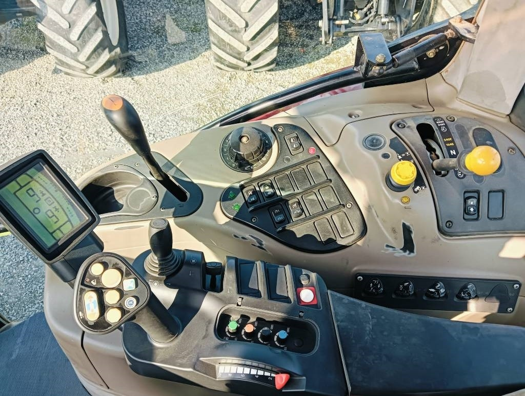 Traktor Case IH Maxxum 140: obrázek 30