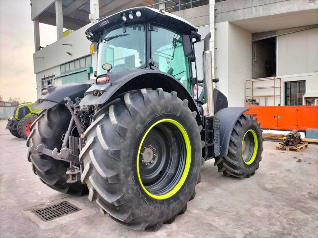 Claas Axion 810 - Traktor: obrázek 5 Claas Axion 810 - Traktor: obrázek 5