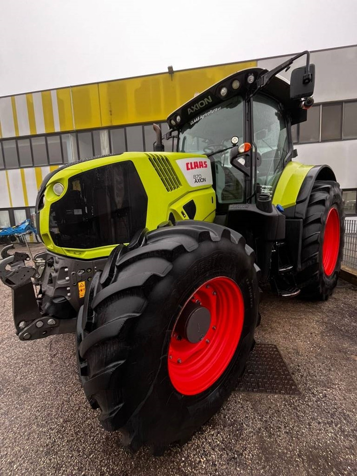Claas Axion 870 Cmatic - Traktor: obrázek 2 Claas Axion 870 Cmatic - Traktor: obrázek 2