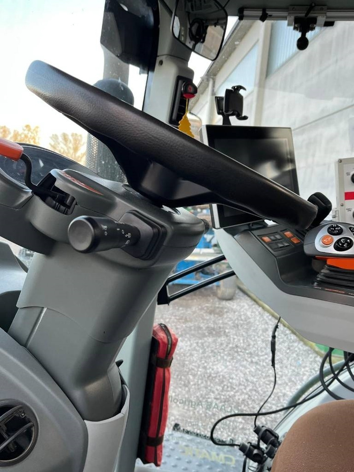 Claas Axion 870 Cmatic - Traktor: obrázek 5 Claas Axion 870 Cmatic - Traktor: obrázek 5