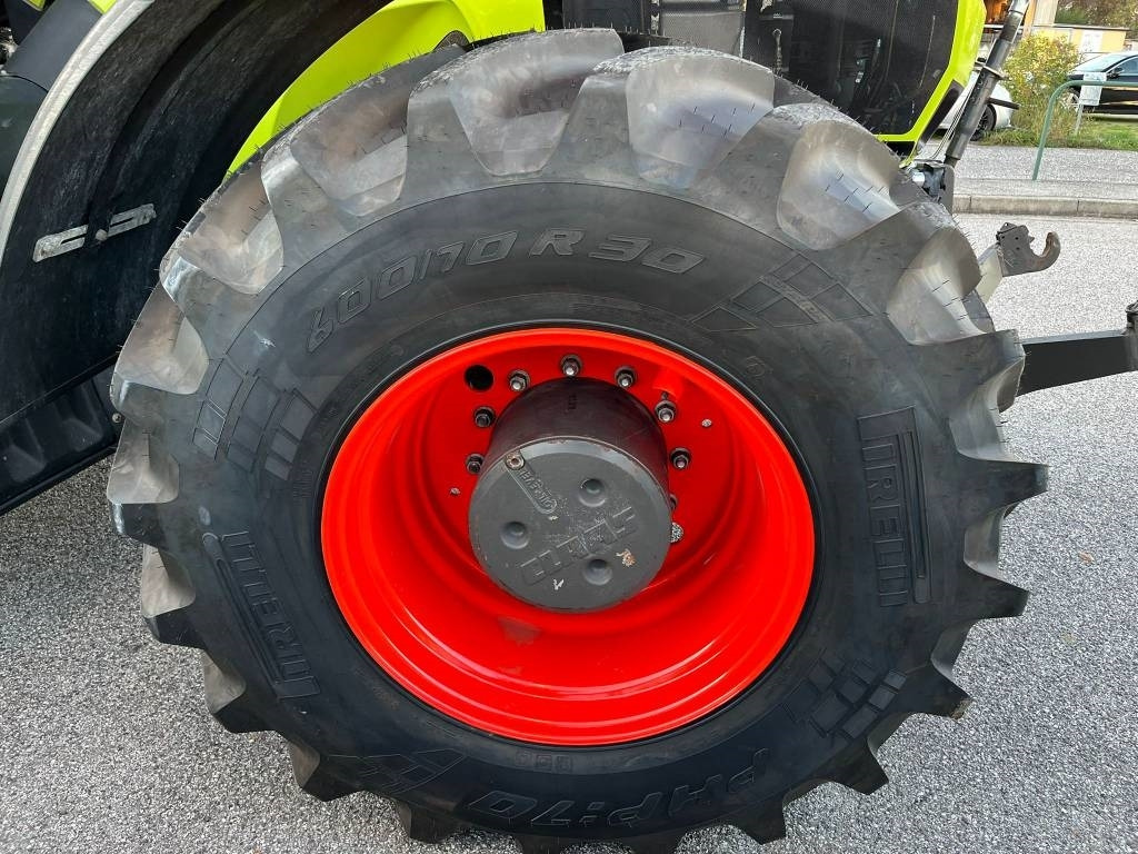 Claas Axion 940 Cmatic - Traktor: obrázek 4 Claas Axion 940 Cmatic - Traktor: obrázek 4