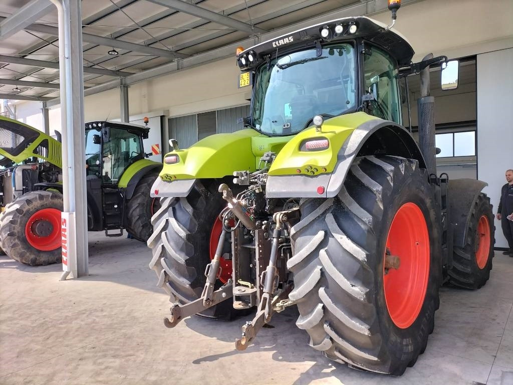 Claas Axion 950 Cmatic - Traktor: obrázek 5 Claas Axion 950 Cmatic - Traktor: obrázek 5