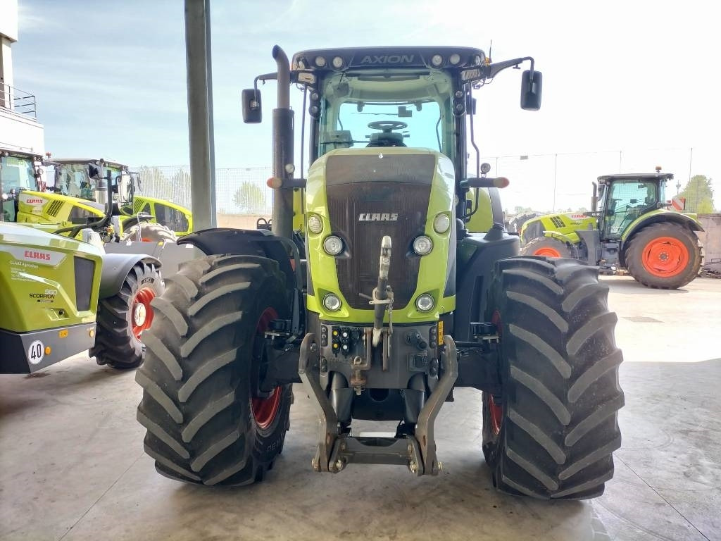 Claas Axion 950 Cmatic - Traktor: obrázek 2 Claas Axion 950 Cmatic - Traktor: obrázek 2