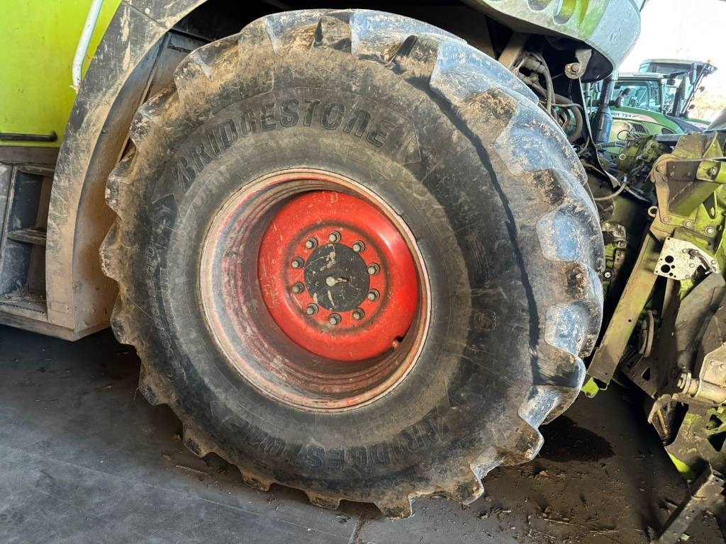 Claas Jaguar 970 - Sklízecí řezačka: obrázek 3 Claas Jaguar 970 - Sklízecí řezačka: obrázek 3