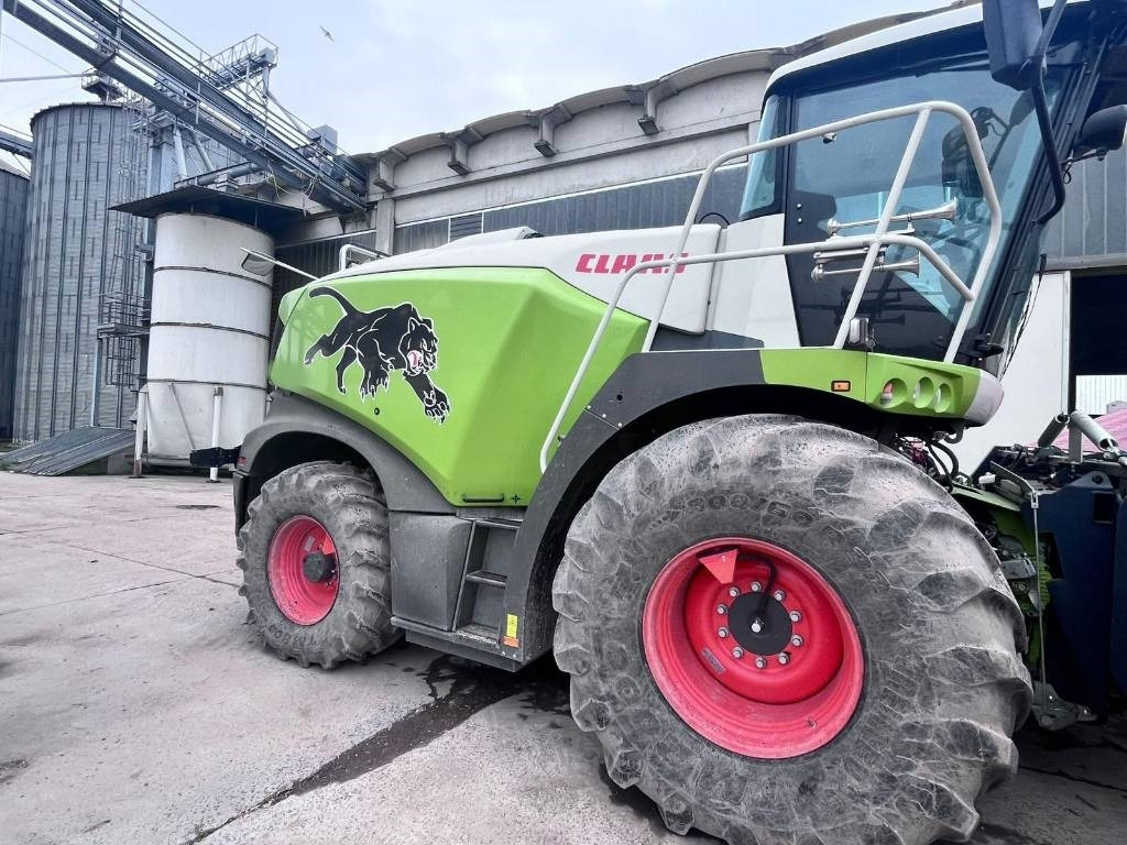 Claas Jaguar 980 - Sklízecí řezačka: obrázek 1 Claas Jaguar 980 - Sklízecí řezačka: obrázek 1