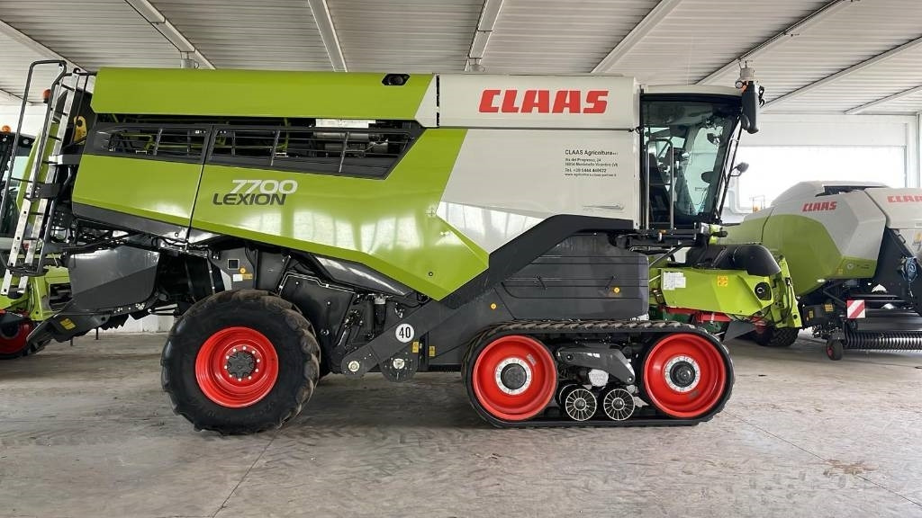 Claas LEXION 7700 TT - Sklízecí mlátička: obrázek 1 Claas LEXION 7700 TT - Sklízecí mlátička: obrázek 1