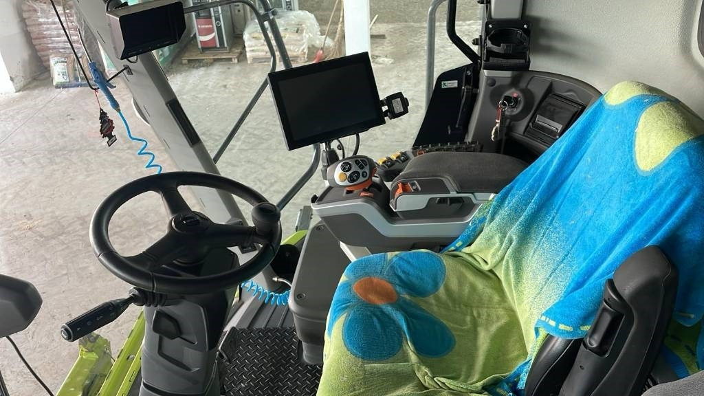 Claas LEXION 7700 TT - Sklízecí mlátička: obrázek 3 Claas LEXION 7700 TT - Sklízecí mlátička: obrázek 3
