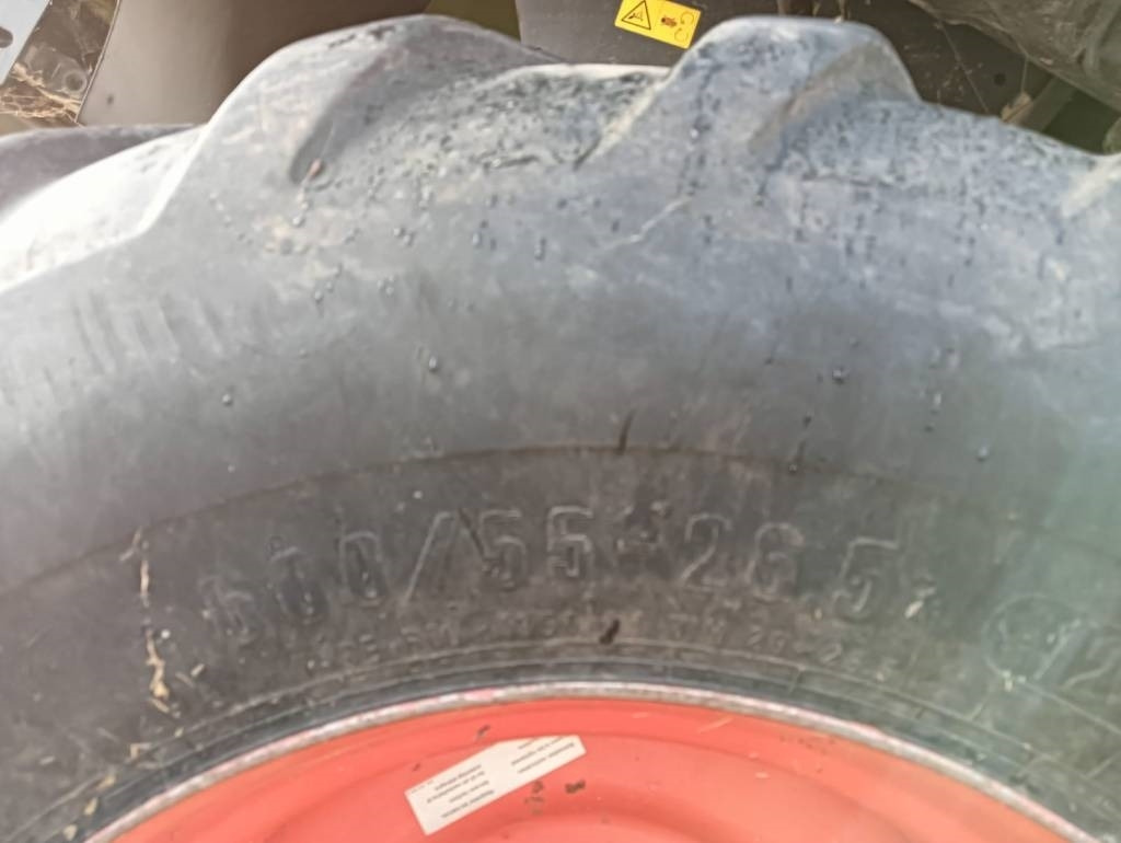 Sklízecí mlátička Claas Lexion 570: obrázek 9 Sklízecí mlátička Claas Lexion 570: obrázek 9