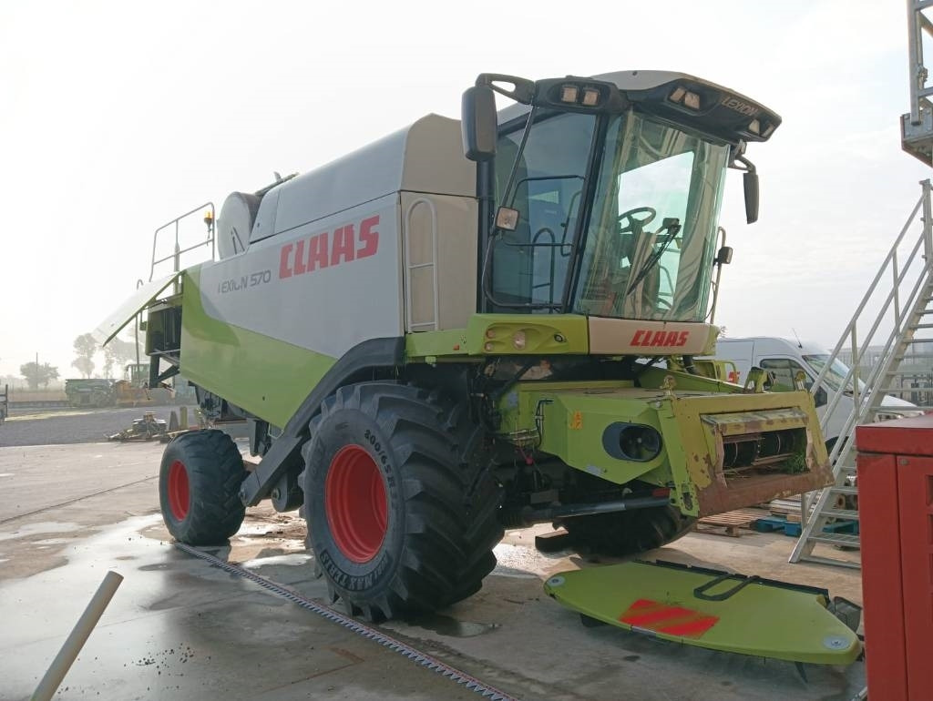 Claas Lexion 570 - Sklízecí mlátička: obrázek 1 Claas Lexion 570 - Sklízecí mlátička: obrázek 1