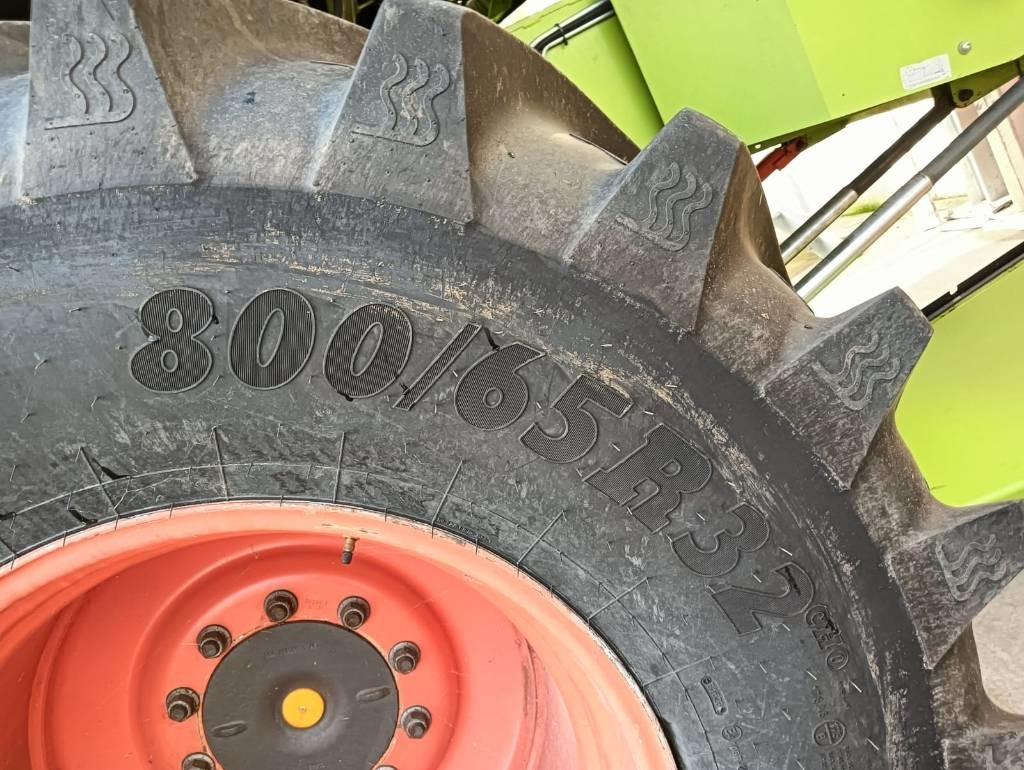 Sklízecí mlátička Claas Lexion 570: obrázek 7 Sklízecí mlátička Claas Lexion 570: obrázek 7