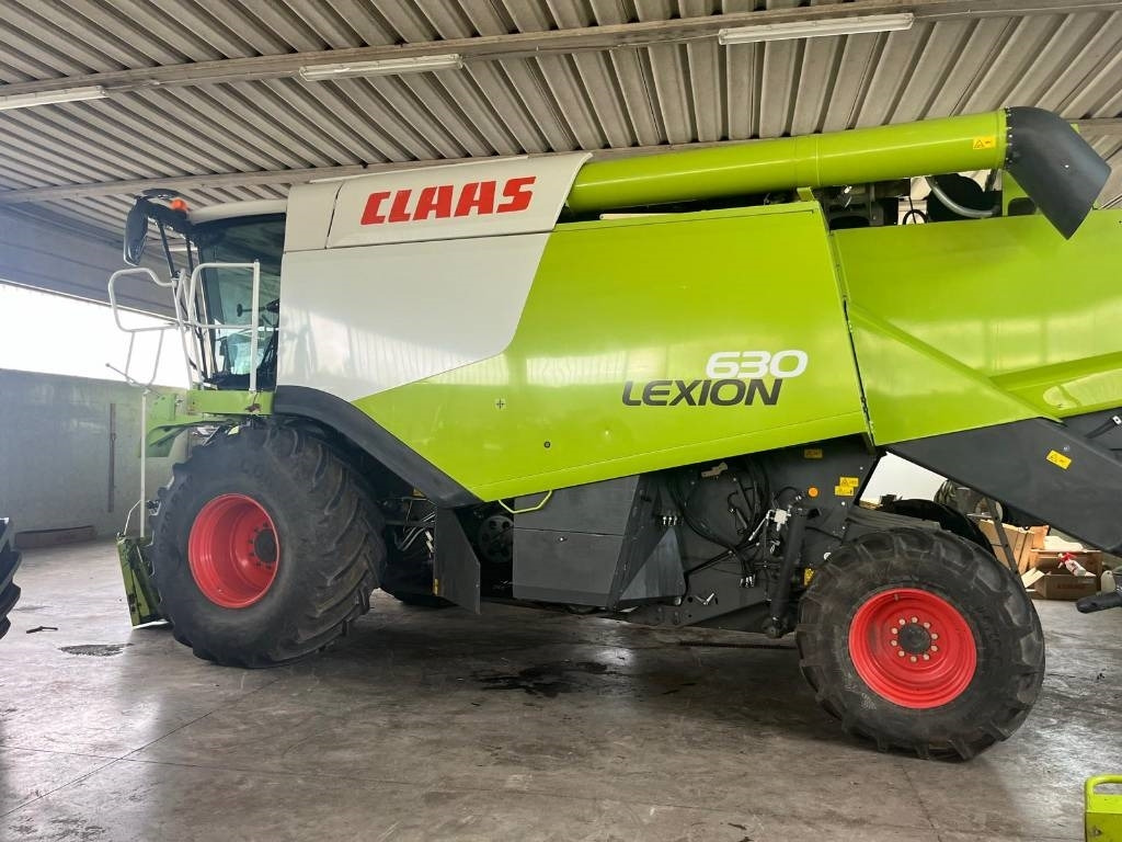 Claas Lexion 630 Montana - Sklízecí mlátička: obrázek 5 Claas Lexion 630 Montana - Sklízecí mlátička: obrázek 5