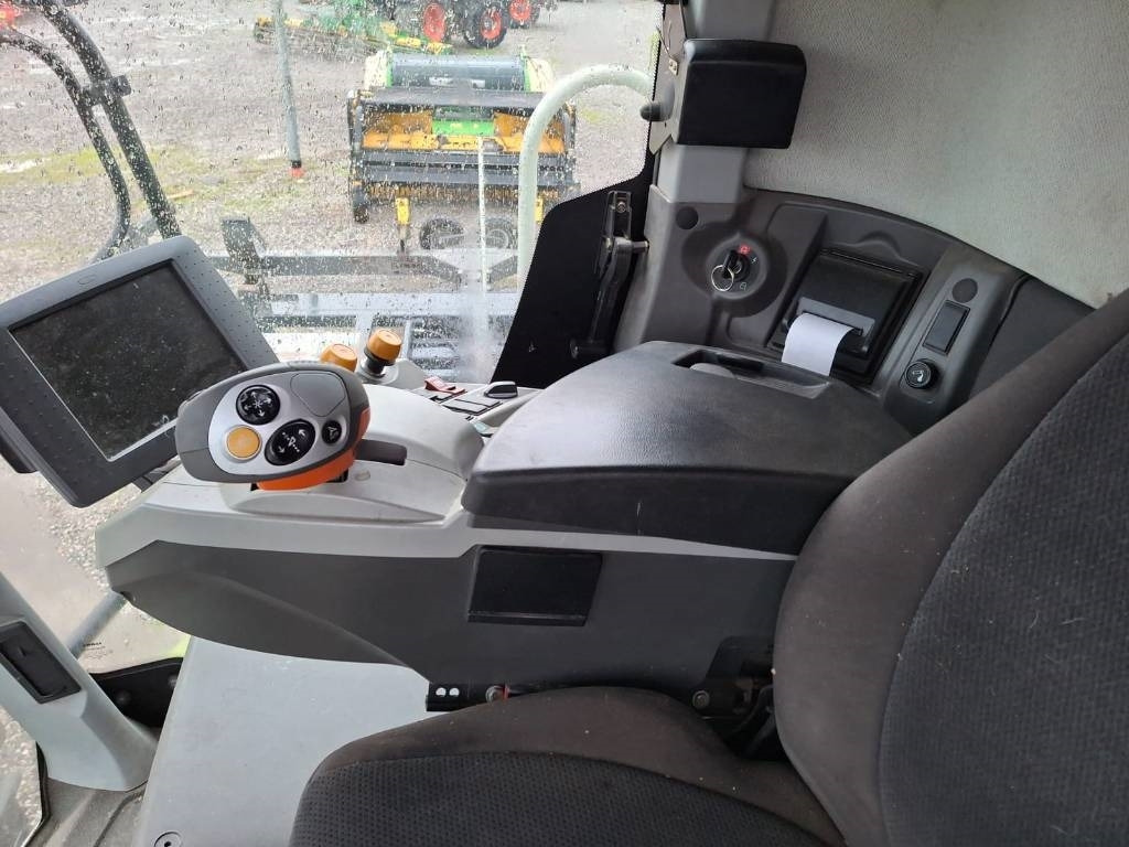 Claas Lexion 740 - Sklízecí mlátička: obrázek 4 Claas Lexion 740 - Sklízecí mlátička: obrázek 4
