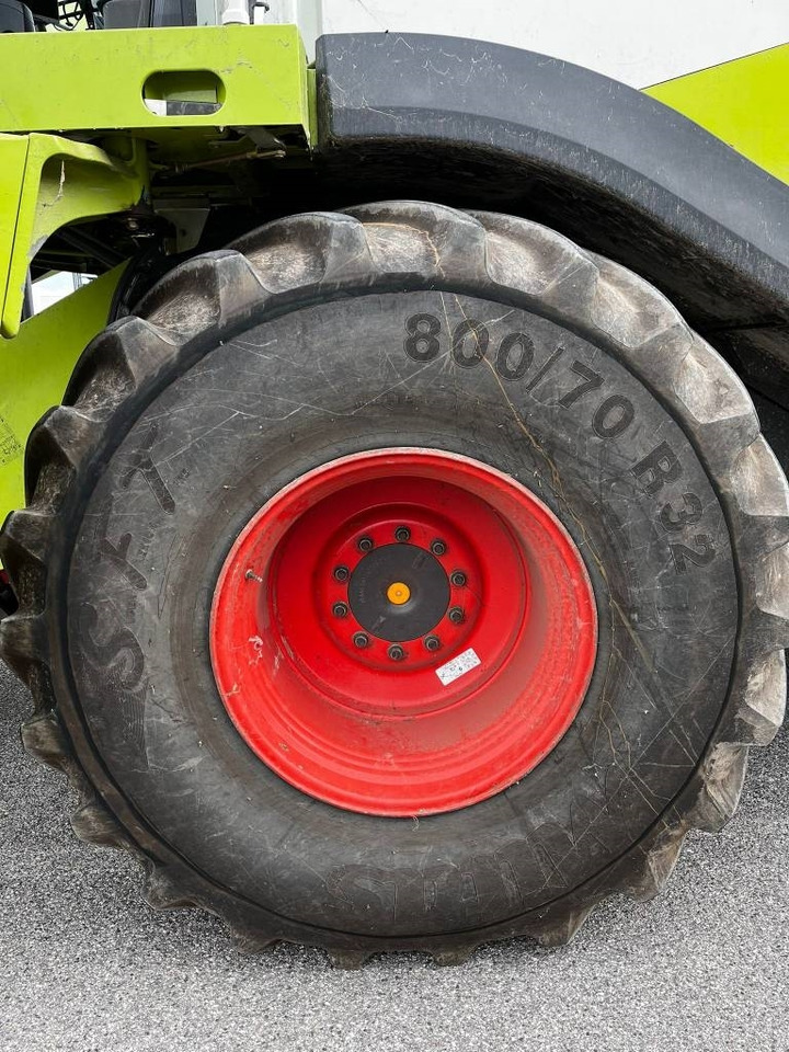 Claas Lexion 750 - Sklízecí mlátička: obrázek 4 Claas Lexion 750 - Sklízecí mlátička: obrázek 4