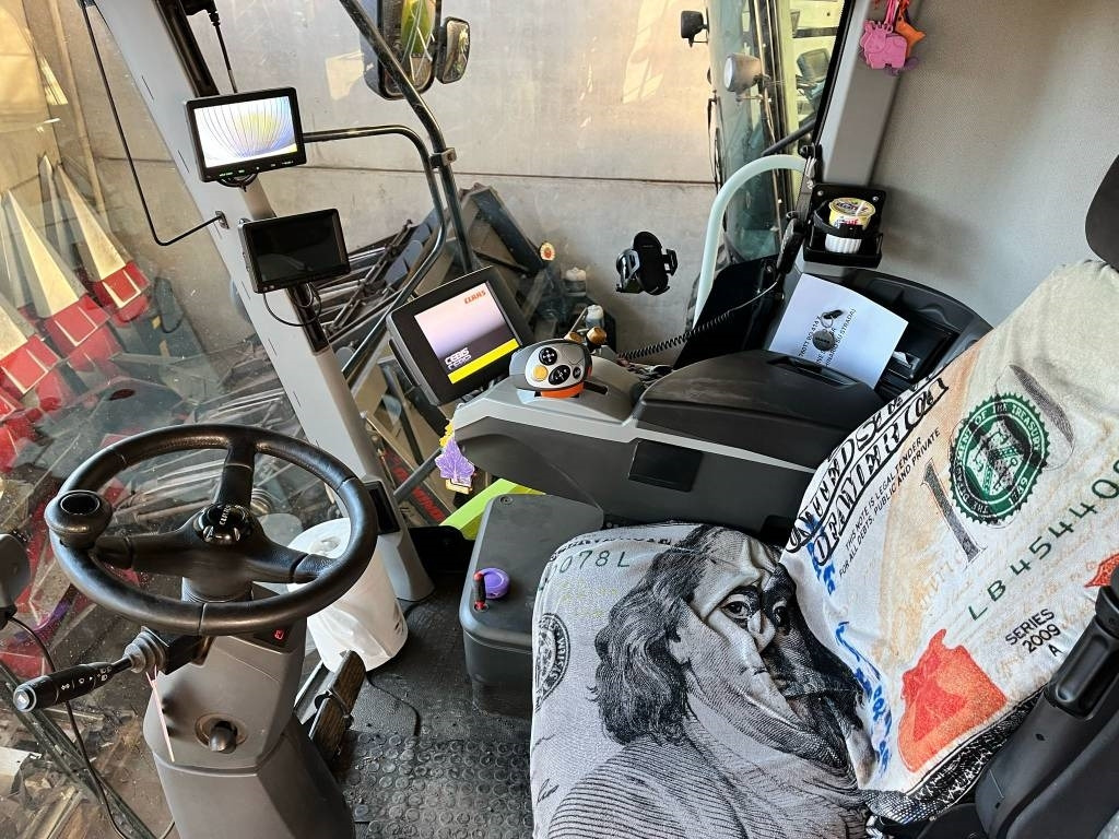 Claas Lexion 760 TT - Sklízecí mlátička: obrázek 4 Claas Lexion 760 TT - Sklízecí mlátička: obrázek 4