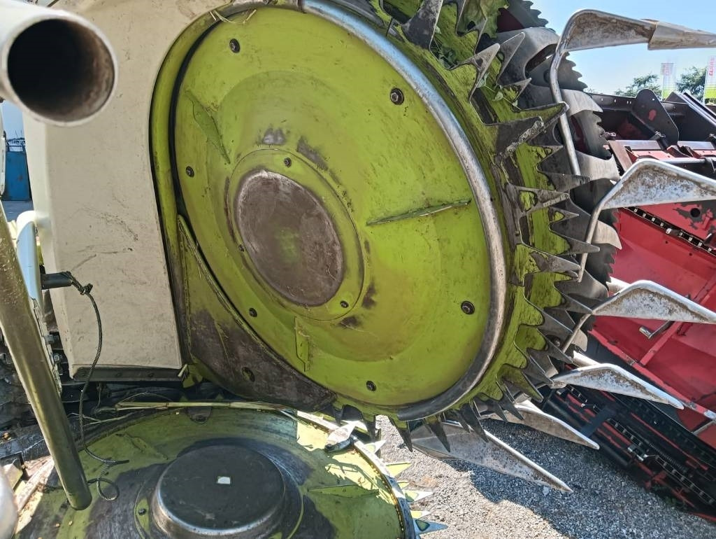 Claas Orbis 600 - Stroj na sklizeň pícnin: obrázek 3 Claas Orbis 600 - Stroj na sklizeň pícnin: obrázek 3