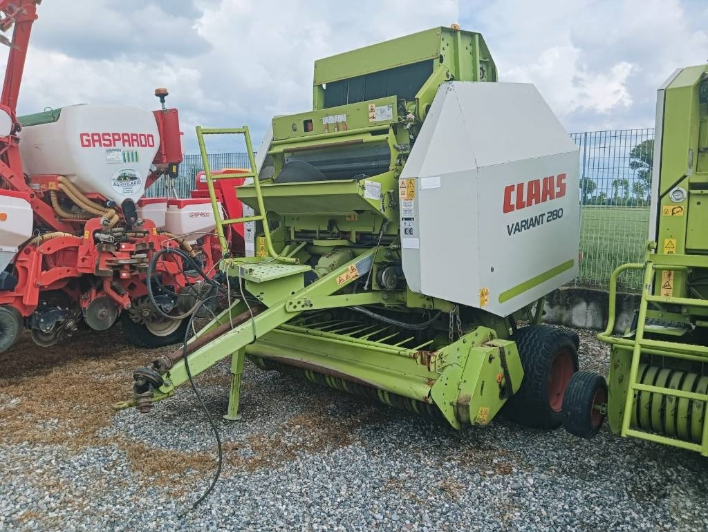 Claas Variant 280 - Lis na válcové balíky: obrázek 3 Claas Variant 280 - Lis na válcové balíky: obrázek 3
