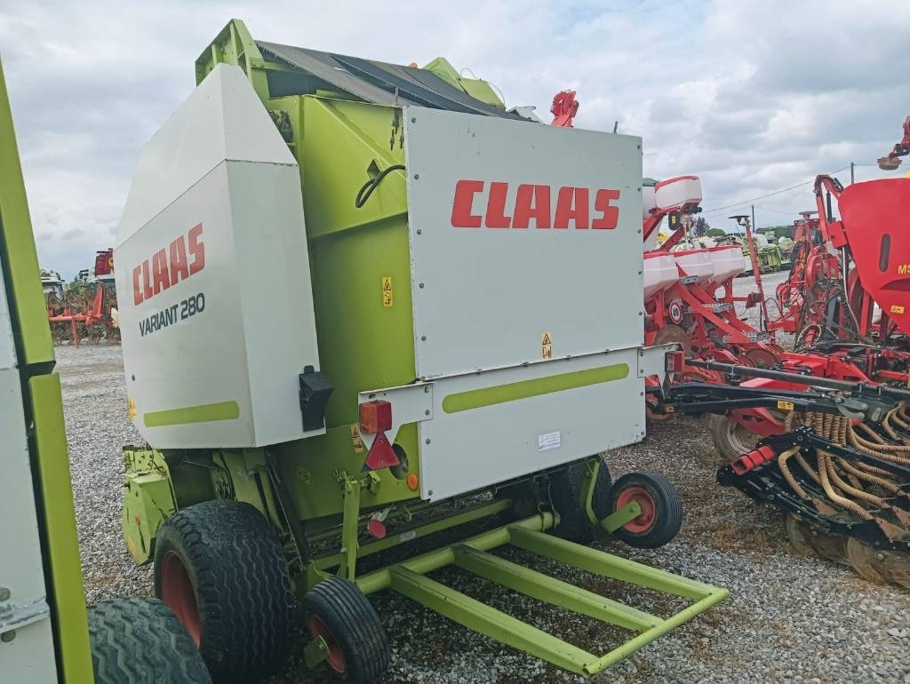 Claas Variant 280 - Lis na válcové balíky: obrázek 4 Claas Variant 280 - Lis na válcové balíky: obrázek 4