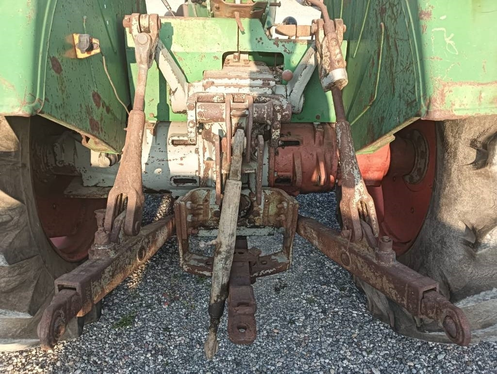 Deutz 8006  - Traktor: obrázek 4 Deutz 8006  - Traktor: obrázek 4