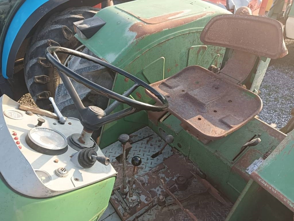 Deutz 8006  - Traktor: obrázek 3 Deutz 8006  - Traktor: obrázek 3