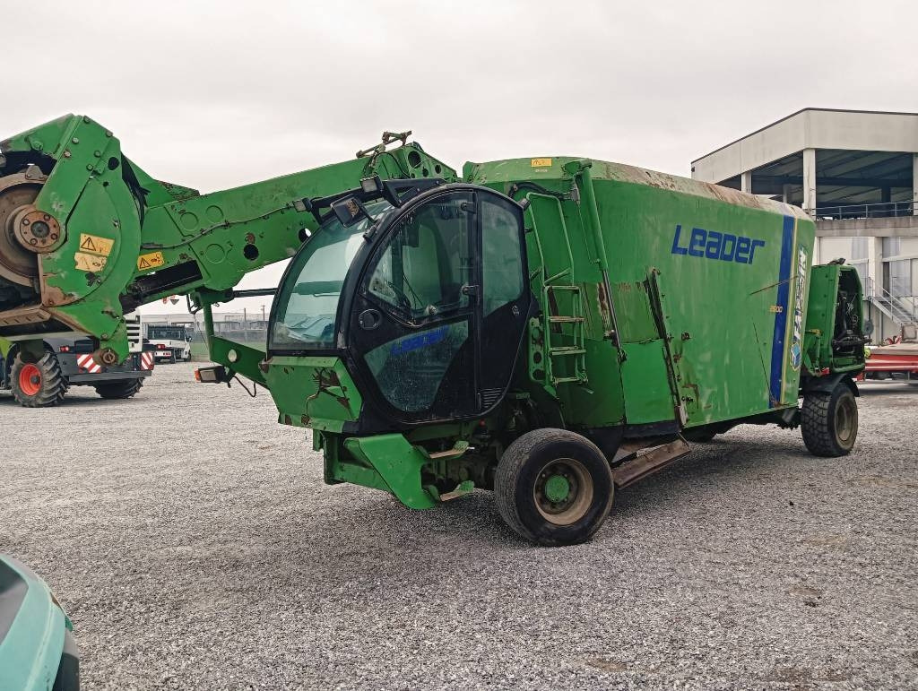 Faresin LEADER 2600  - Krmný míchací vůz: obrázek 1 Faresin LEADER 2600  - Krmný míchací vůz: obrázek 1